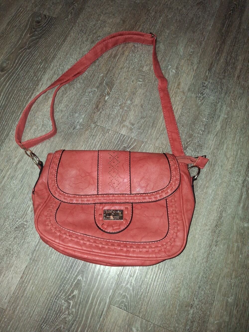 vintage Ecosse Est. 1968 crossbody saddle bag Purse European design.
